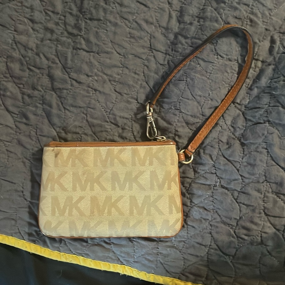 Michael Kors Wristlet